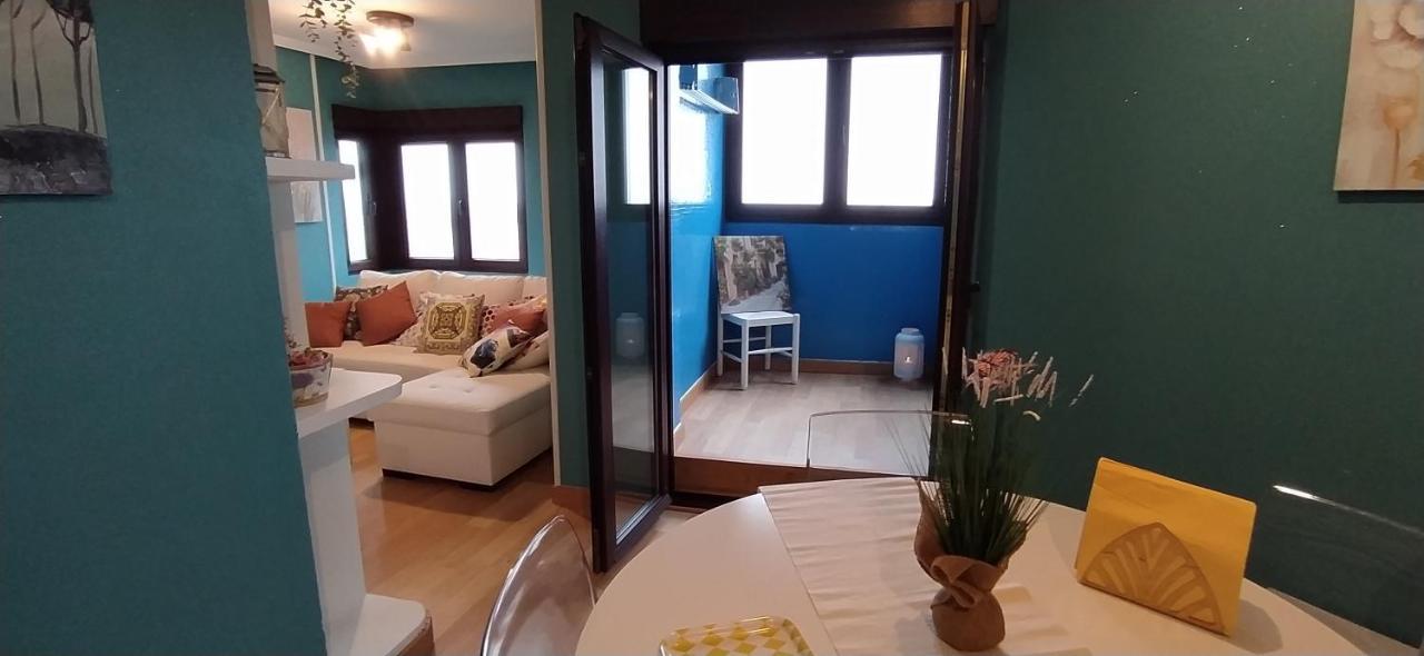 Alojamiento En Playa Del Arbeyal Gijón Exterior foto
